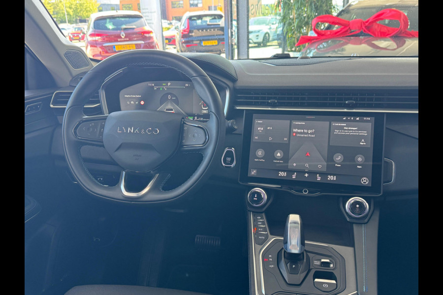 Lynk & Co 01 1.5 BLACK EDTION | PANODAK | CARPLAY |
