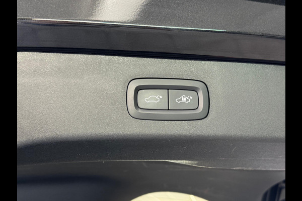 Lynk & Co 01 1.5 BLACK EDTION | PANODAK | CARPLAY |