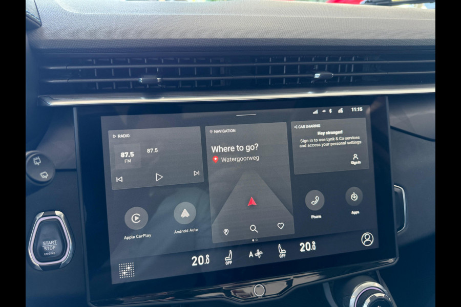 Lynk & Co 01 1.5 BLACK EDTION | PANODAK | CARPLAY |