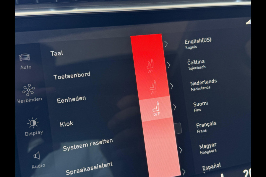 Lynk & Co 01 1.5 BLACK EDTION | PANODAK | CARPLAY |