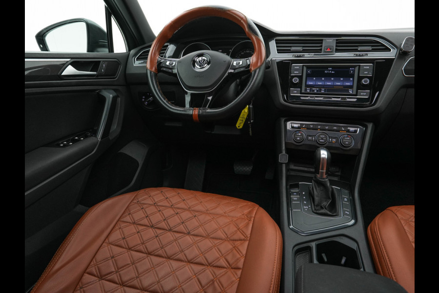 Volkswagen Tiguan 2.0 TDI Comfortline Aut. *PANO | LED-LIGHTS | ADAPTIVE-CRUISE | COMFORT-SEATS | PARKPILOT | ECC | AMBIENT-LIGHT | HEATED-SEATS | PDC | 17''ALU*