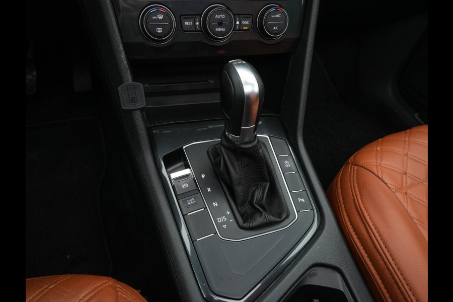 Volkswagen Tiguan 2.0 TDI Comfortline Aut. *PANO | LED-LIGHTS | ADAPTIVE-CRUISE | COMFORT-SEATS | PARKPILOT | ECC | AMBIENT-LIGHT | HEATED-SEATS | PDC | 17''ALU*