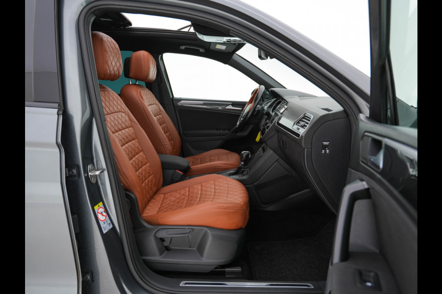 Volkswagen Tiguan 2.0 TDI Comfortline Aut. *PANO | LED-LIGHTS | ADAPTIVE-CRUISE | COMFORT-SEATS | PARKPILOT | ECC | AMBIENT-LIGHT | HEATED-SEATS | PDC | 17''ALU*
