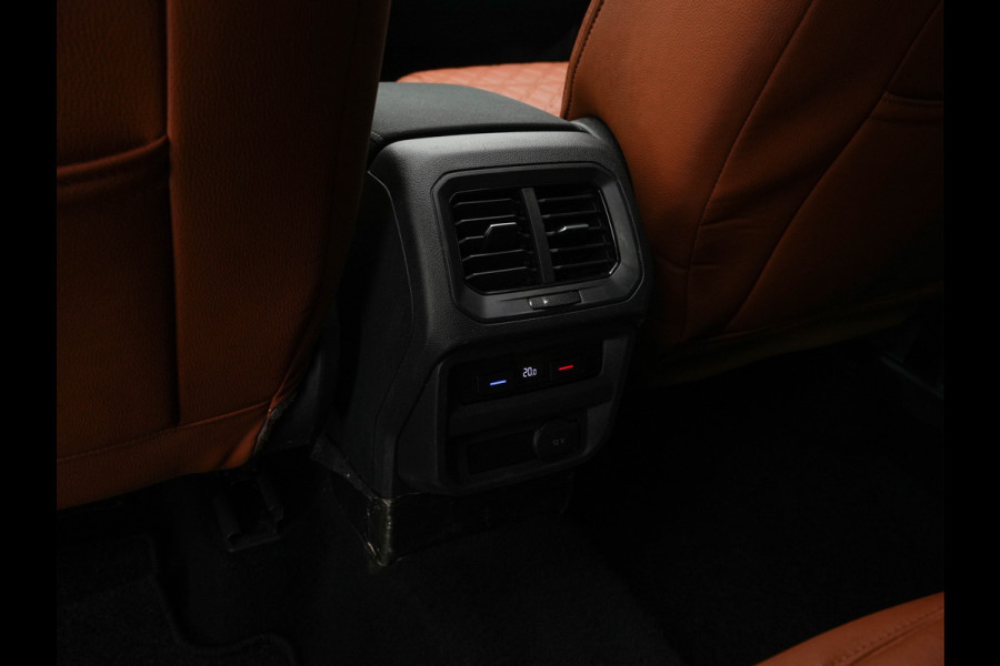 Volkswagen Tiguan 2.0 TDI Comfortline Aut. *PANO | LED-LIGHTS | ADAPTIVE-CRUISE | COMFORT-SEATS | PARKPILOT | ECC | AMBIENT-LIGHT | HEATED-SEATS | PDC | 17''ALU*