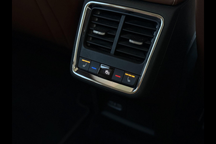 Škoda ENYAQ iV 60 kWh | Navigatie | Camera  | Apple Carplay | Trekhaak |