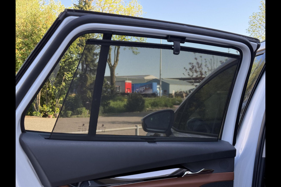 Škoda ENYAQ iV 60 kWh | Navigatie | Camera  | Apple Carplay | Trekhaak |