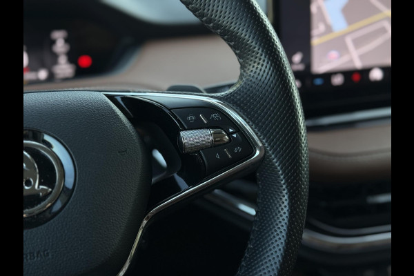 Škoda ENYAQ iV 60 kWh | Navigatie | Camera  | Apple Carplay | Trekhaak |