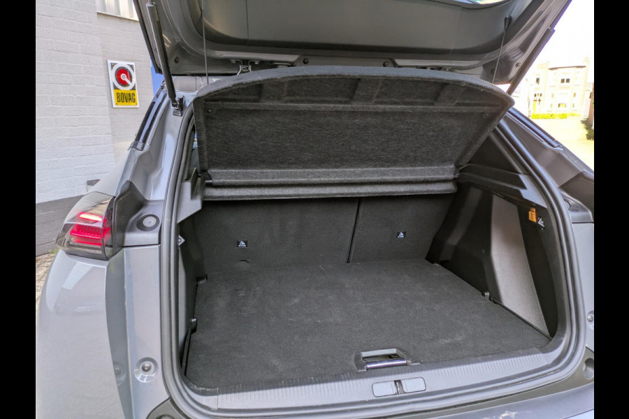 Peugeot 2008 1.2 PureTech 130 GT|Panodak|Elektr,Stoel|Memory|Adaptive-Cruise|Massage|Blindspot|Trekhaak