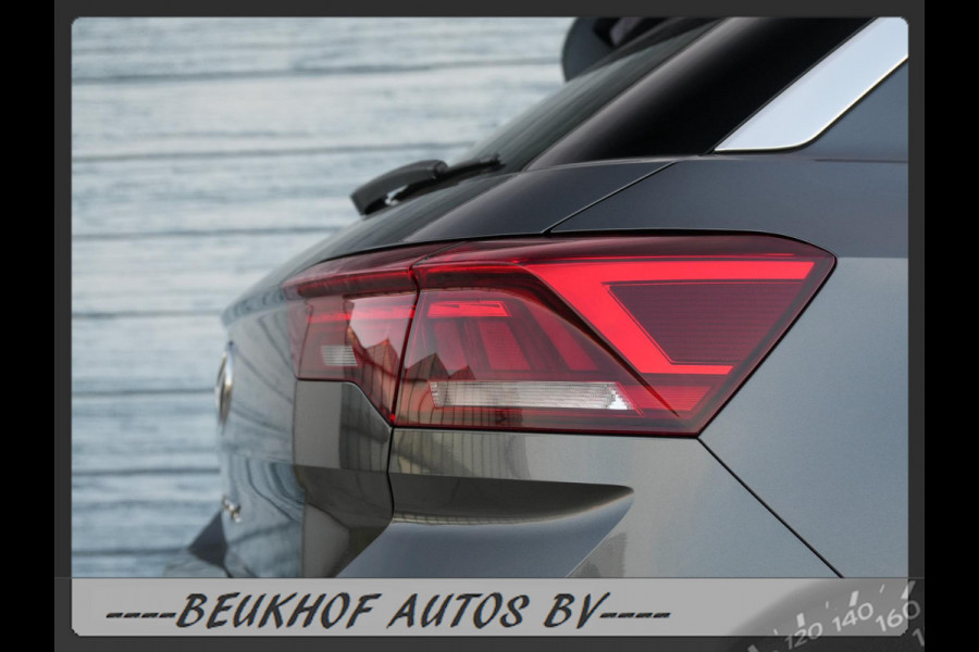 Volkswagen T-Roc 1.5 TSI Sport Automaat Carplay Virtual Dash