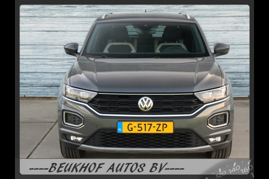 Volkswagen T-Roc 1.5 TSI Sport Automaat Carplay Virtual Dash
