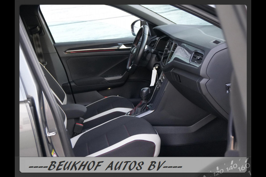 Volkswagen T-Roc 1.5 TSI Sport Automaat Carplay Virtual Dash
