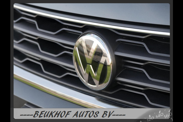 Volkswagen T-Roc 1.5 TSI Sport Automaat Carplay Virtual Dash