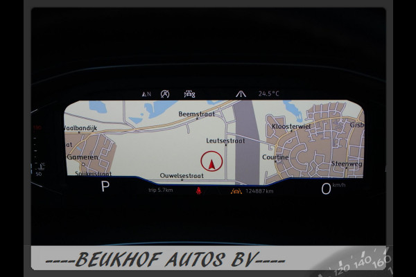 Volkswagen T-Roc 1.5 TSI Sport Automaat Carplay Virtual Dash