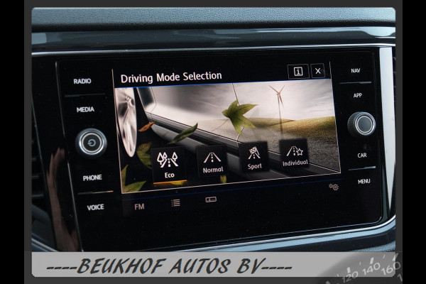Volkswagen T-Roc 1.5 TSI Sport Automaat Carplay Virtual Dash