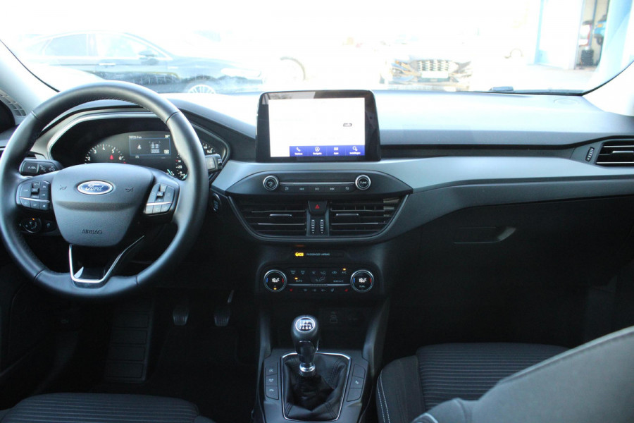 Ford FOCUS Wagon 1.0 EcoBoost Hybrid Titanium Style | Winter Pack | Camera | Navigatie | Cruise control | Privacy glass | NIEUW MODEL