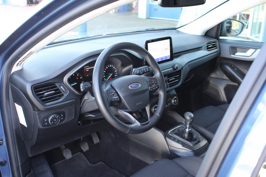 Ford FOCUS Wagon 1.0 EcoBoost Hybrid Titanium Style | Winter Pack | Camera | Navigatie | Cruise control | Privacy glass | NIEUW MODEL