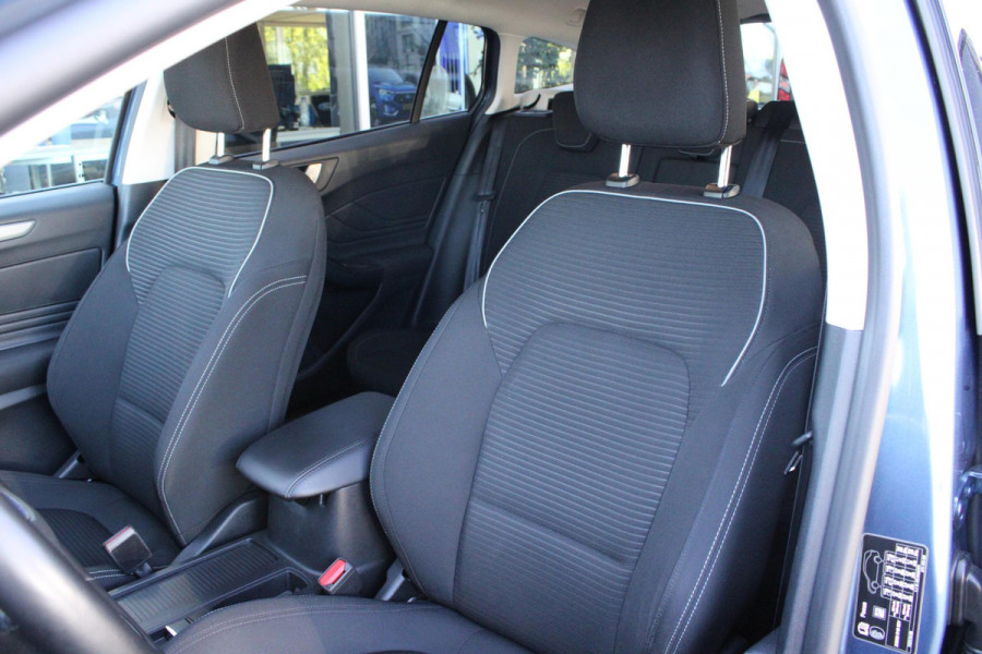 Ford FOCUS Wagon 1.0 EcoBoost Hybrid Titanium Style | Winter Pack | Camera | Navigatie | Cruise control | Privacy glass | NIEUW MODEL