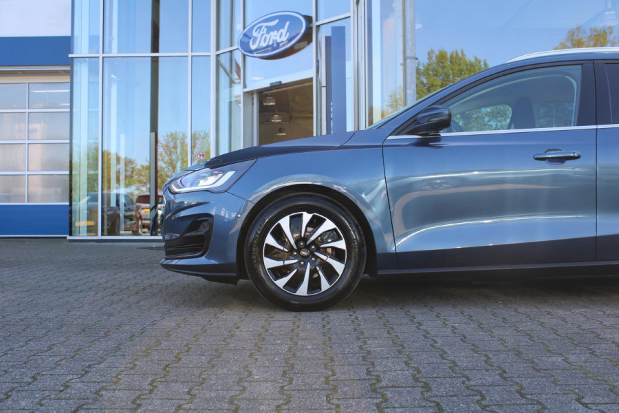 Ford FOCUS Wagon 1.0 EcoBoost Hybrid Titanium Style | Winter Pack | Camera | Navigatie | Cruise control | Privacy glass | NIEUW MODEL