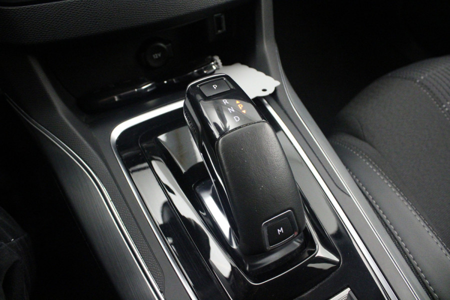 Peugeot 308 1.2 PureTech Allure |Navi|Camera|