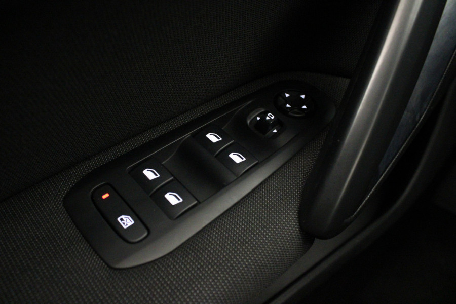 Peugeot 308 1.2 PureTech Allure |Navi|Camera|