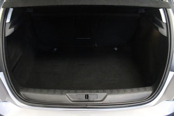 Peugeot 308 1.2 PureTech Allure |Navi|Camera|