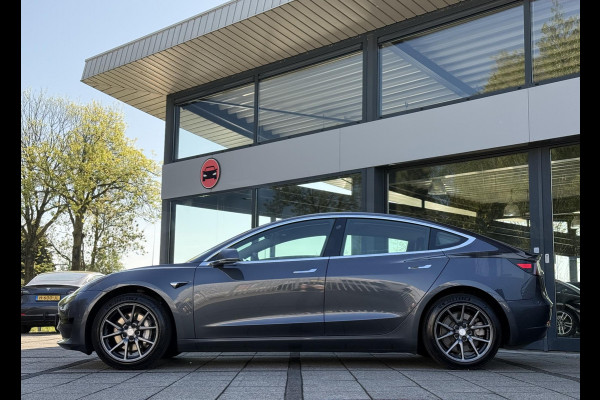 Tesla Model 3 Range Plus RWD | Autopilot | Panorama | Leder |