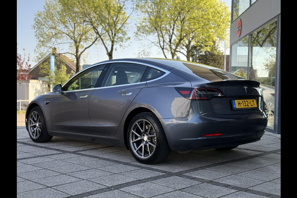 Tesla Model 3 Range Plus RWD | Autopilot | Panorama | Leder |