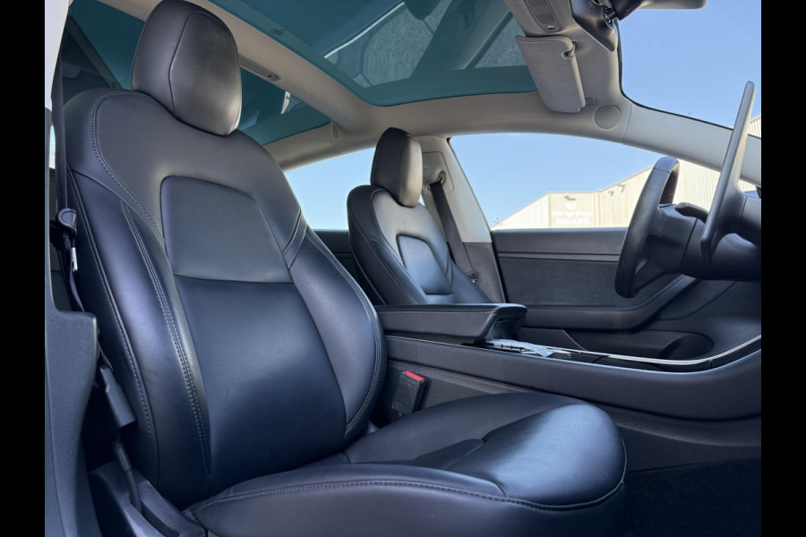 Tesla Model 3 Range Plus RWD | Autopilot | Panorama | Leder |