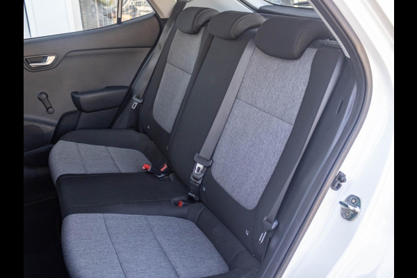Kia Stonic 1.0 T-GDi DynamicLine | Airco | Camera | Carplay | Cruise | 17" | PDC | Dakrails
