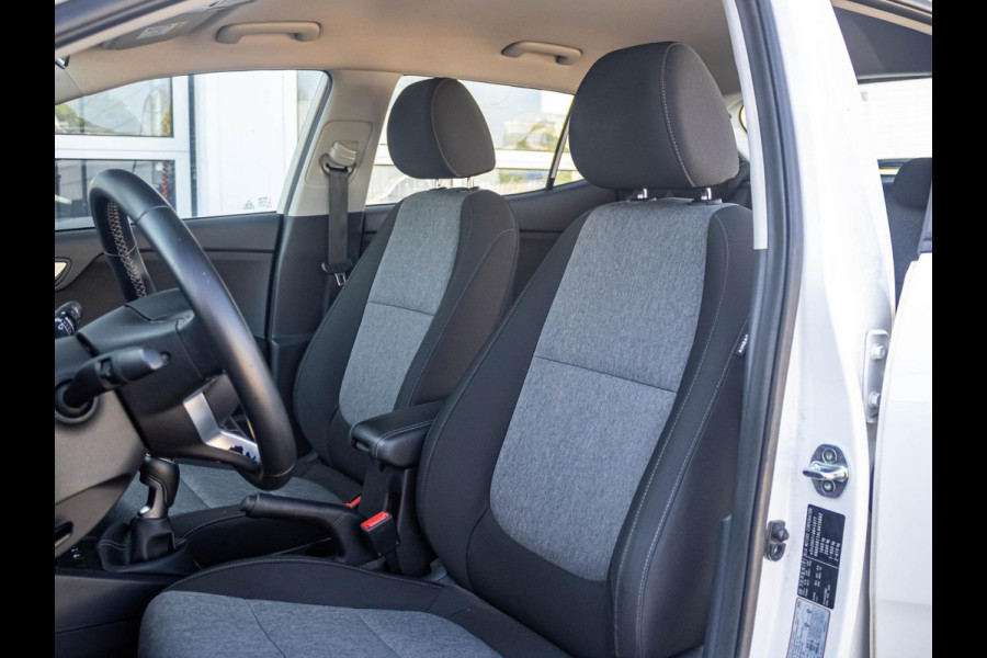 Kia Stonic 1.0 T-GDi DynamicLine | Airco | Camera | Carplay | Cruise | 17" | PDC | Dakrails