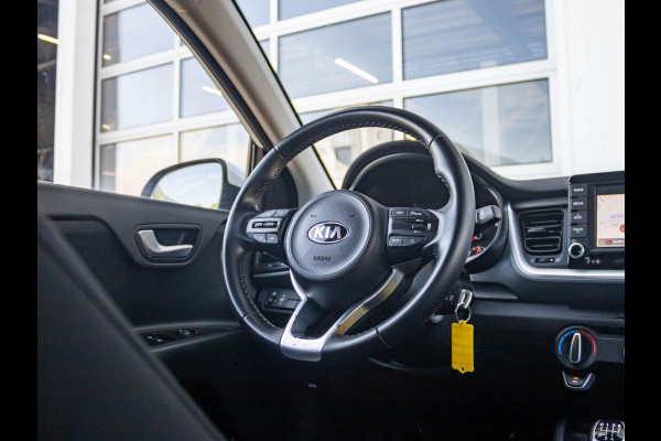 Kia Stonic 1.0 T-GDi DynamicLine | Airco | Camera | Carplay | Cruise | 17" | PDC | Dakrails