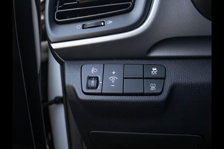 Kia Stonic 1.0 T-GDi DynamicLine | Airco | Camera | Carplay | Cruise | 17" | PDC | Dakrails