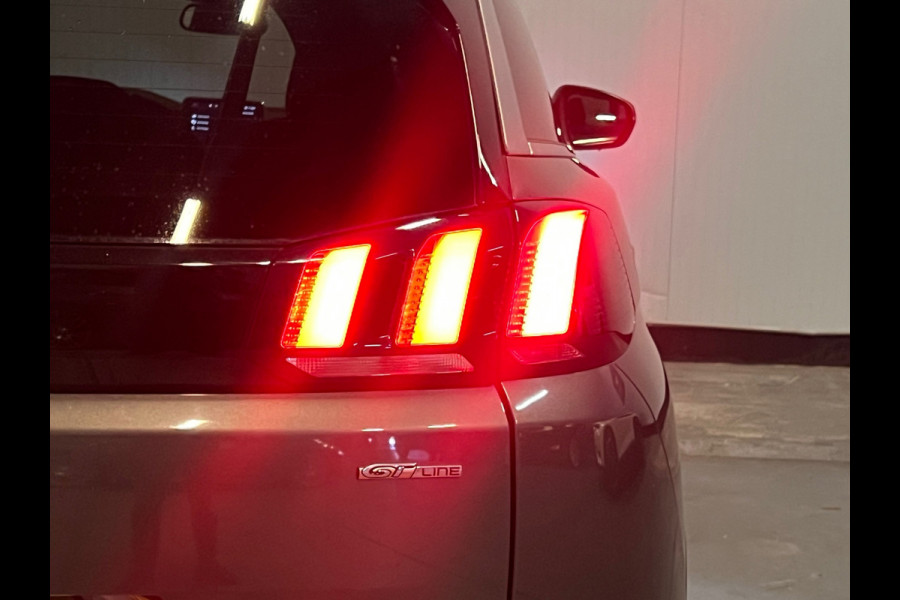 Peugeot 5008 1.2 PureTech GT-Line|7 Pers|Pano|Navi|Cam|Dodehoek|Trekhaak|Dealer Onderhouden