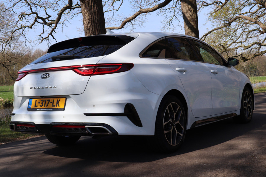Kia ProCeed 1.5 T-GDI GT-Line | Automaat | Camera | Keyless | Navi |