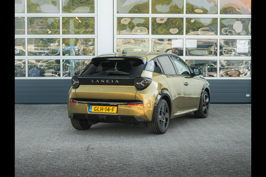 Lancia Ypsilon LX 51 kWh | Clima | Camera | Carplay | Adapt. Cruise | BSM | PDC | LED | Warmtepomp