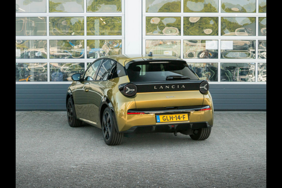 Lancia Ypsilon LX 51 kWh | Clima | Camera | Carplay | Adapt. Cruise | BSM | PDC | LED | Warmtepomp