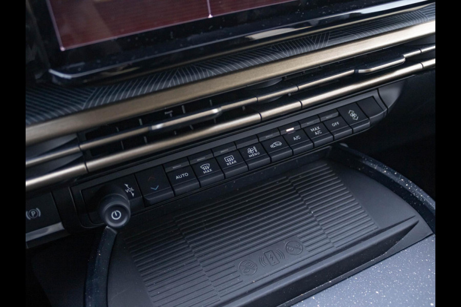 Lancia Ypsilon LX 51 kWh | Clima | Camera | Carplay | Adapt. Cruise | BSM | PDC | LED | Warmtepomp