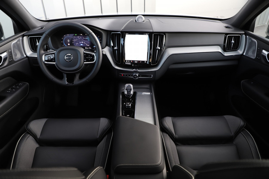 Volvo XC60 2.0 T8 AWD Polestar Engineered | 455PK | Heico | Pano | Keyles-go | Head-up | Bowers&wilkins | Memory | Stuurwielverw. | NL-Auto