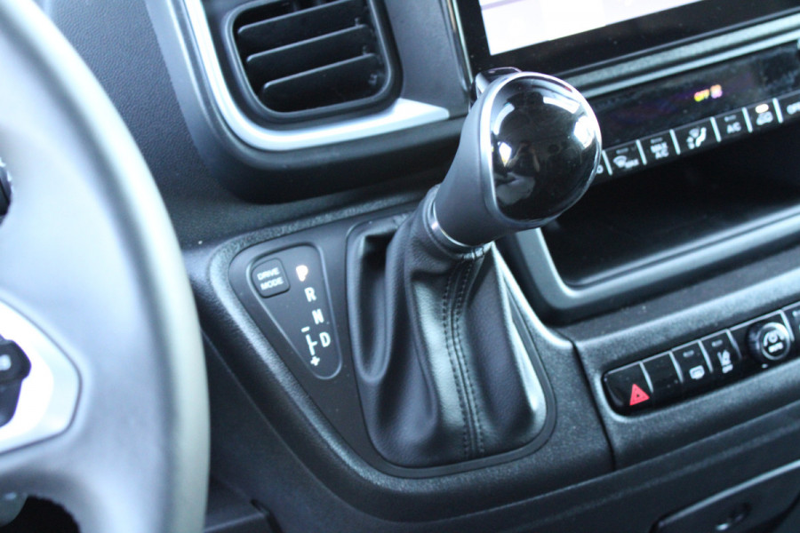 Citroën Jumper 335 2.2 Blue HDi L3H2 180pk EAT8 - Navigatie - ACC - Blind Spot - Camera - 270gr deuren - Digital cockpit - LED koplampen - 3.0T