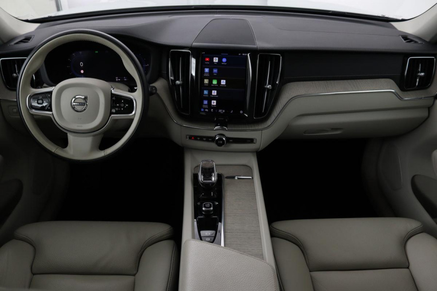 Volvo XC60 2.0 T6 Recharge AWD Inscription | Panoramadak | Trekhaak | Stoel & stuurverwarming | Leder | Carplay | Memory | Keyless | Full LED
