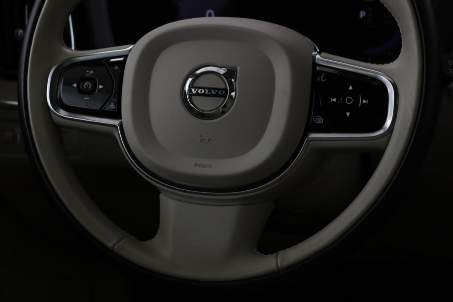 Volvo XC60 2.0 T6 Recharge AWD Inscription | Panoramadak | Trekhaak | Stoel & stuurverwarming | Leder | Carplay | Memory | Keyless | Full LED