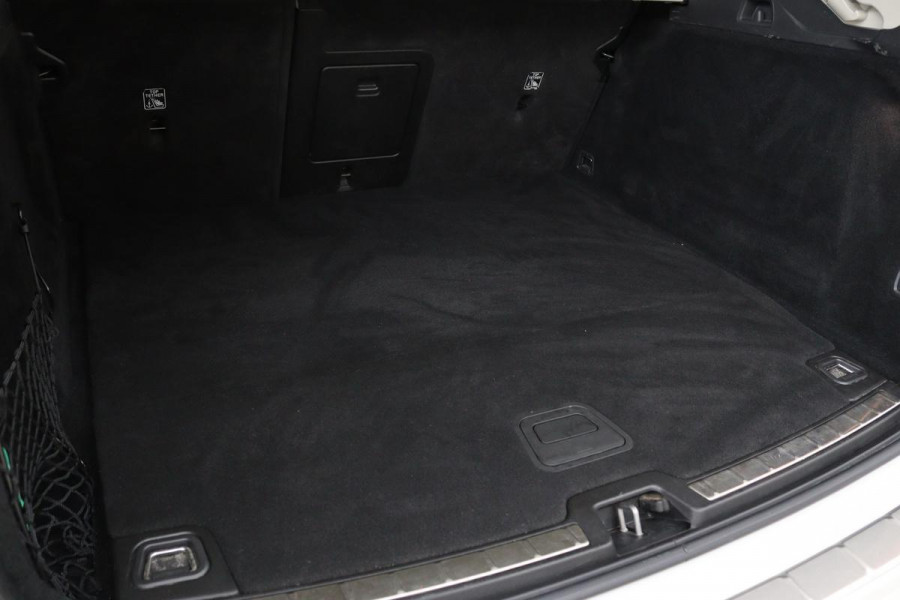Volvo XC60 2.0 T6 Recharge AWD Inscription | Panoramadak | Trekhaak | Stoel & stuurverwarming | Leder | Carplay | Memory | Keyless | Full LED
