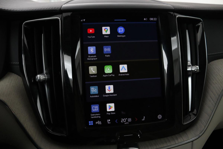 Volvo XC60 2.0 T6 Recharge AWD Inscription | Panoramadak | Trekhaak | Stoel & stuurverwarming | Leder | Carplay | Memory | Keyless | Full LED