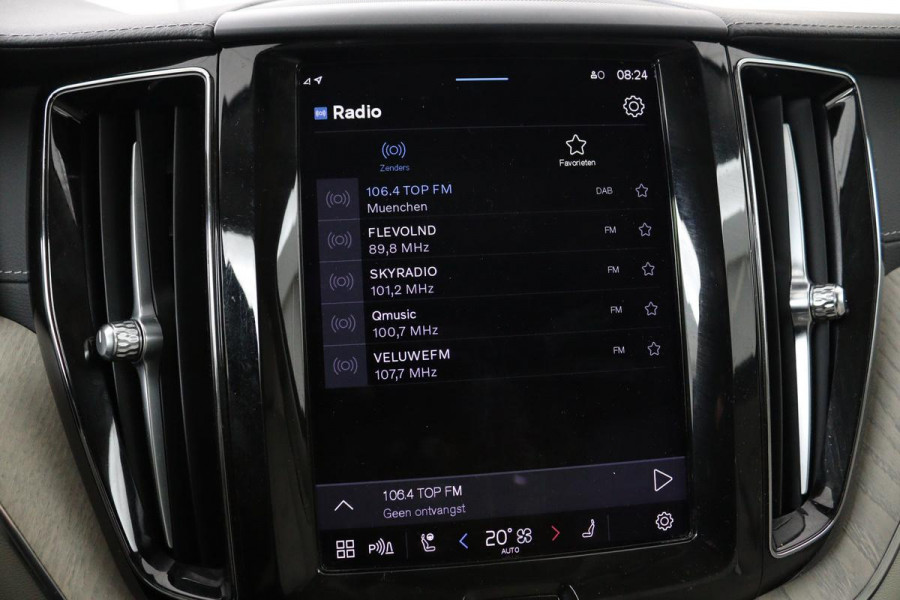 Volvo XC60 2.0 T6 Recharge AWD Inscription | Panoramadak | Trekhaak | Stoel & stuurverwarming | Leder | Carplay | Memory | Keyless | Full LED
