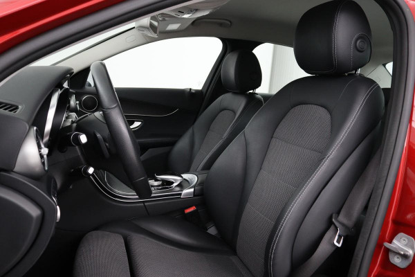 Mercedes-Benz C-Klasse 200 CDI Avantgarde | Adaptive cruise | Stoelverwarming | Carplay | Park Assist | Half leder | Navigatie | Dodehoek detectie | Climate control