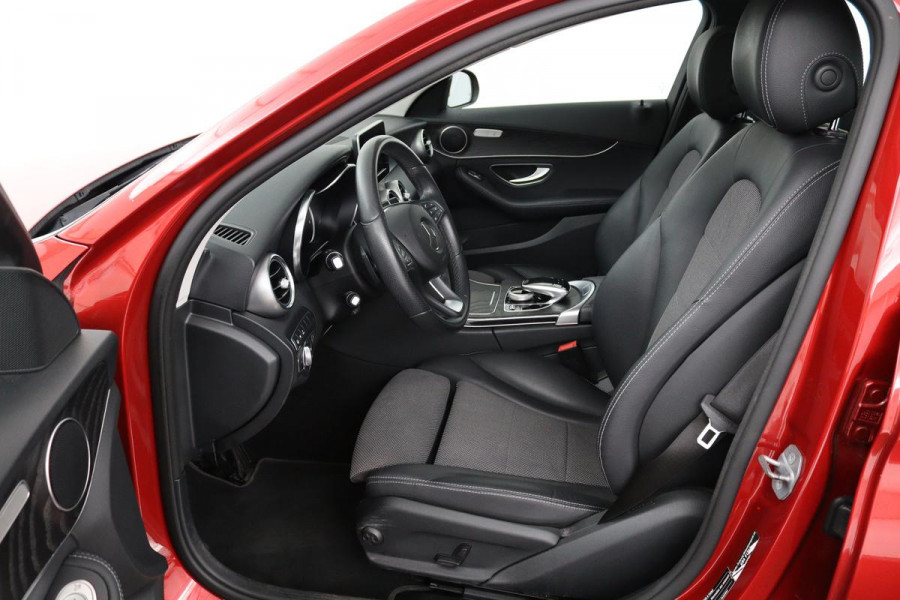 Mercedes-Benz C-Klasse 200 CDI Avantgarde | Adaptive cruise | Stoelverwarming | Carplay | Park Assist | Half leder | Navigatie | Dodehoek detectie | Climate control