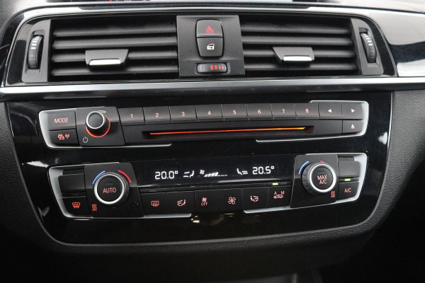 BMW 1-serie 118i Sport Line Edition | Full LED | Sportstoelen | Navigatie | Climate control | Parkeerhulp | Cruise control
