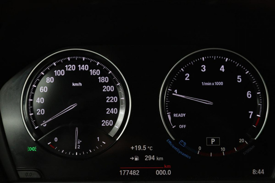 BMW 1-serie 118i Sport Line Edition | Full LED | Sportstoelen | Navigatie | Climate control | Parkeerhulp | Cruise control