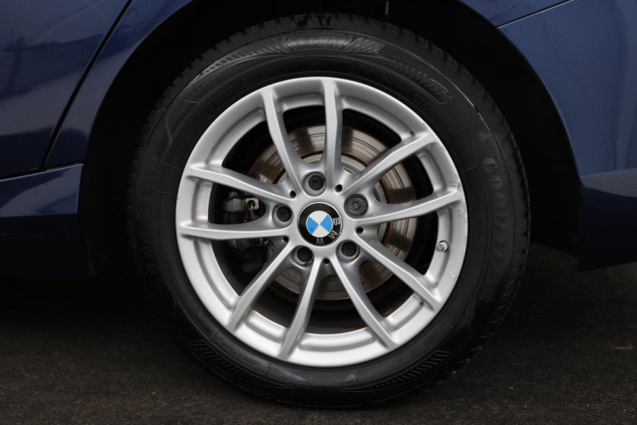BMW 1-serie 118i Sport Line Edition | Full LED | Sportstoelen | Navigatie | Climate control | Parkeerhulp | Cruise control