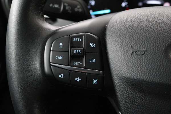 Ford Focus 1.5 EcoBoost Titanium | Stoel & stuurverwarming | Adaptive cruise | Full LED | Camera | Trekhaak | Carplay | Climate control
